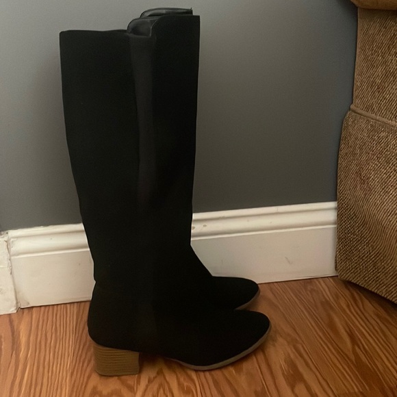 Black high top boots - Picture 1 of 6